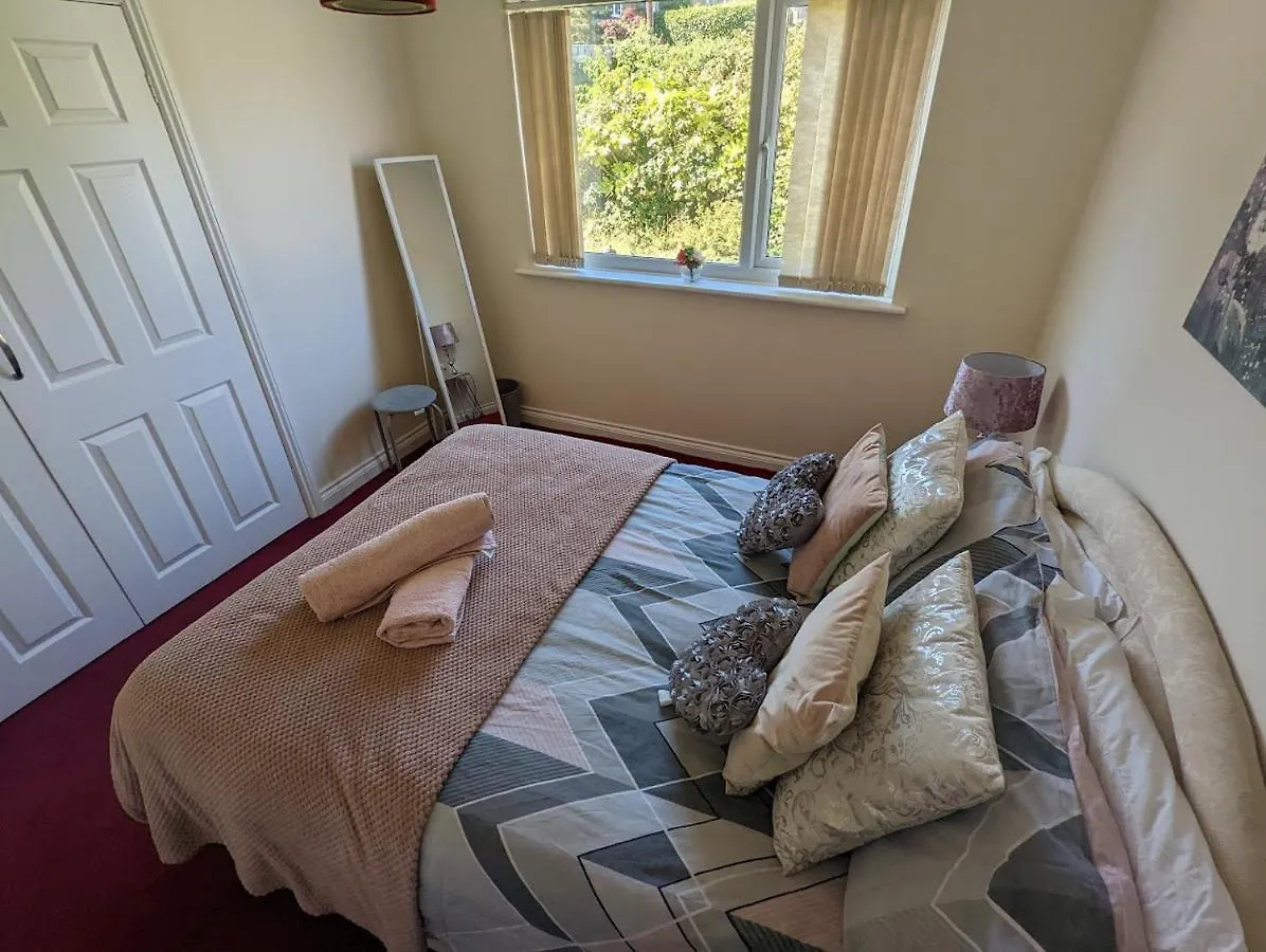 Whitby House Retreat Sleeps 12 Appartamento Sleights