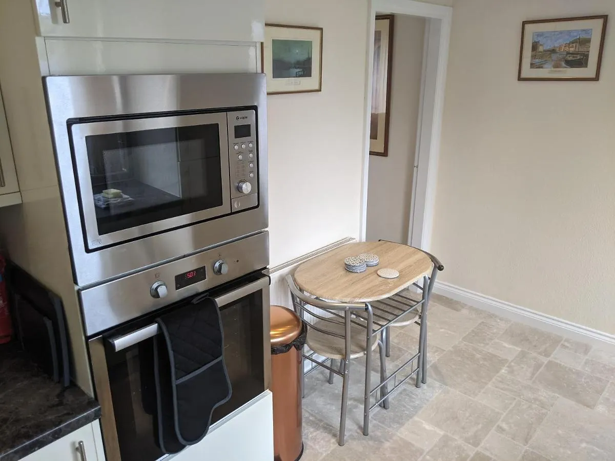 Sleights Whitby House Retreat Sleeps 12 아파트 0*,  영국