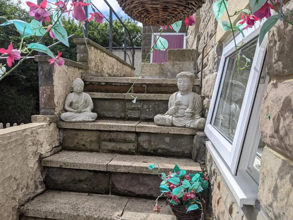 Sleights Whitby House Retreat Sleeps 12 아파트