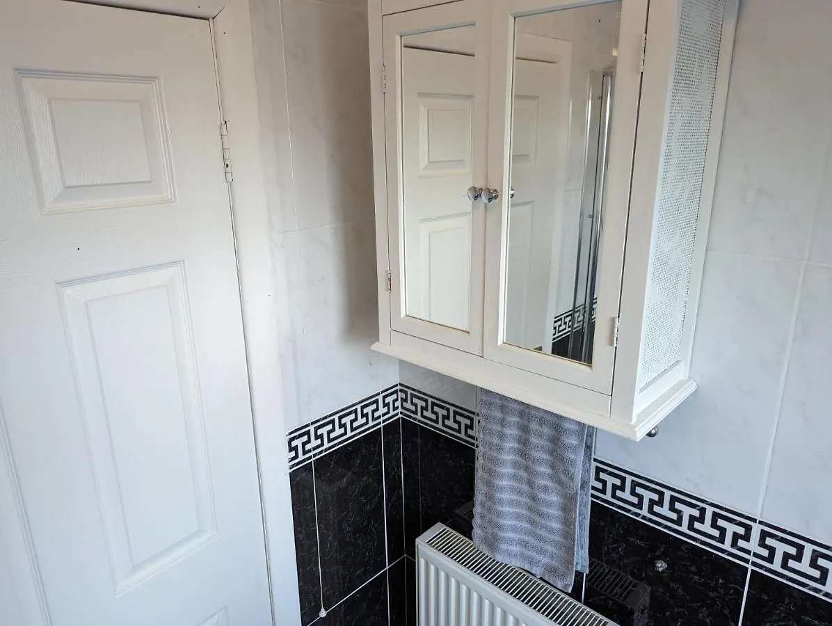 Sleights Whitby House Retreat Sleeps 12 아파트